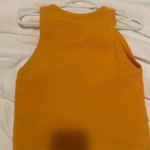 Aritzia babaton arik knit top size XS